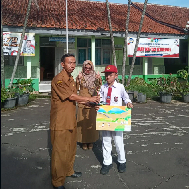 Prestasi Lomba Cerita Bergambar